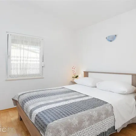 Nada * Рогозница