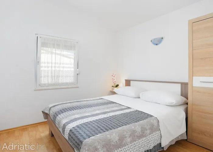 Nada * Рогозница